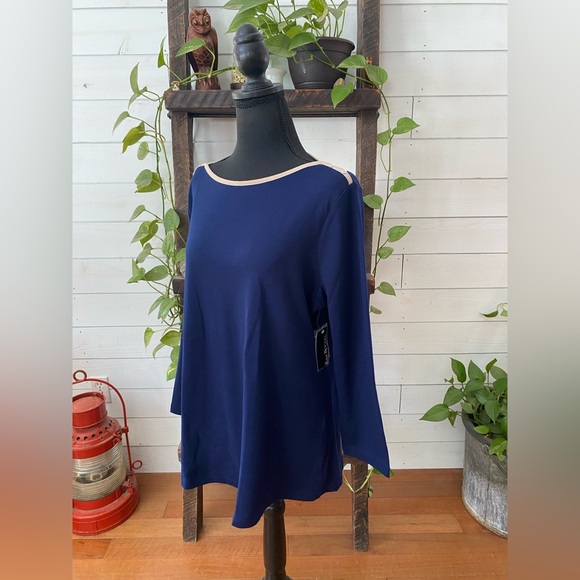 Kim Rogers: Navy Blue and Brown Boat Shirt - Picture 17 of 17